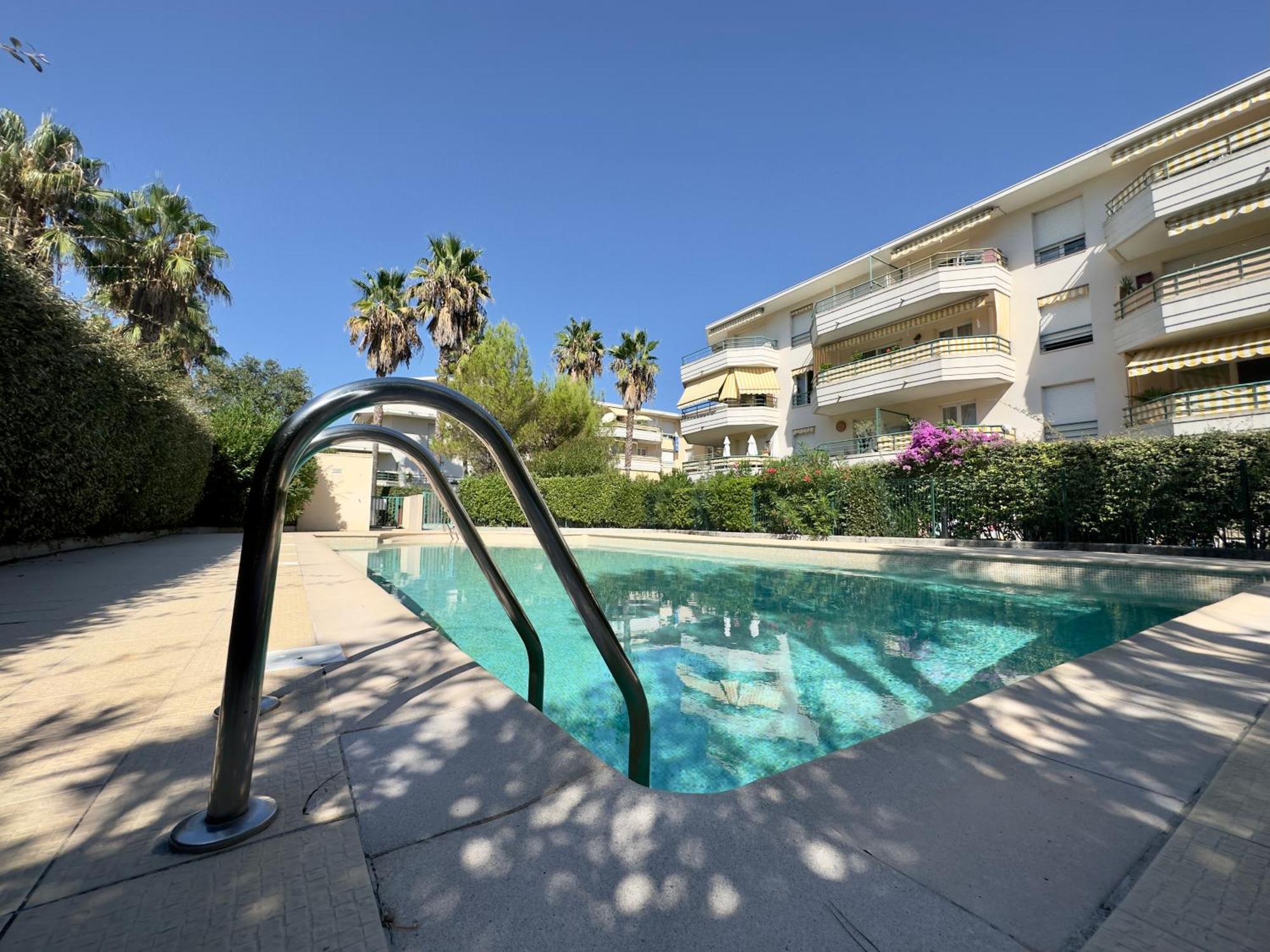 Ferienwohnung Regent Cote D'Azur Villeneuve-Loubet Exterior foto