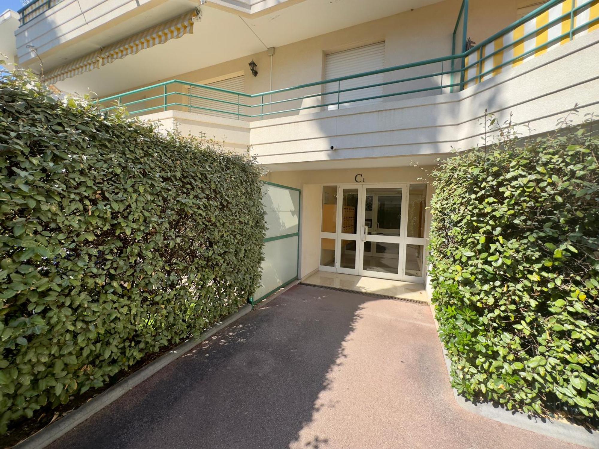 Ferienwohnung Regent Cote D'Azur Villeneuve-Loubet Exterior foto