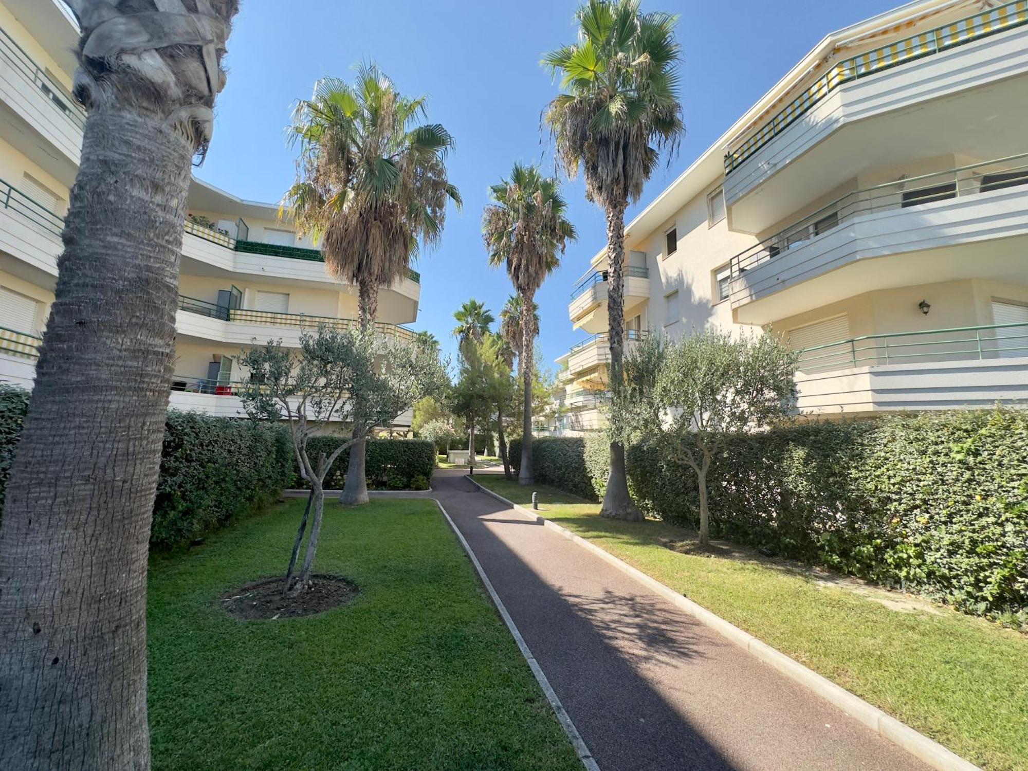 Ferienwohnung Regent Cote D'Azur Villeneuve-Loubet Exterior foto