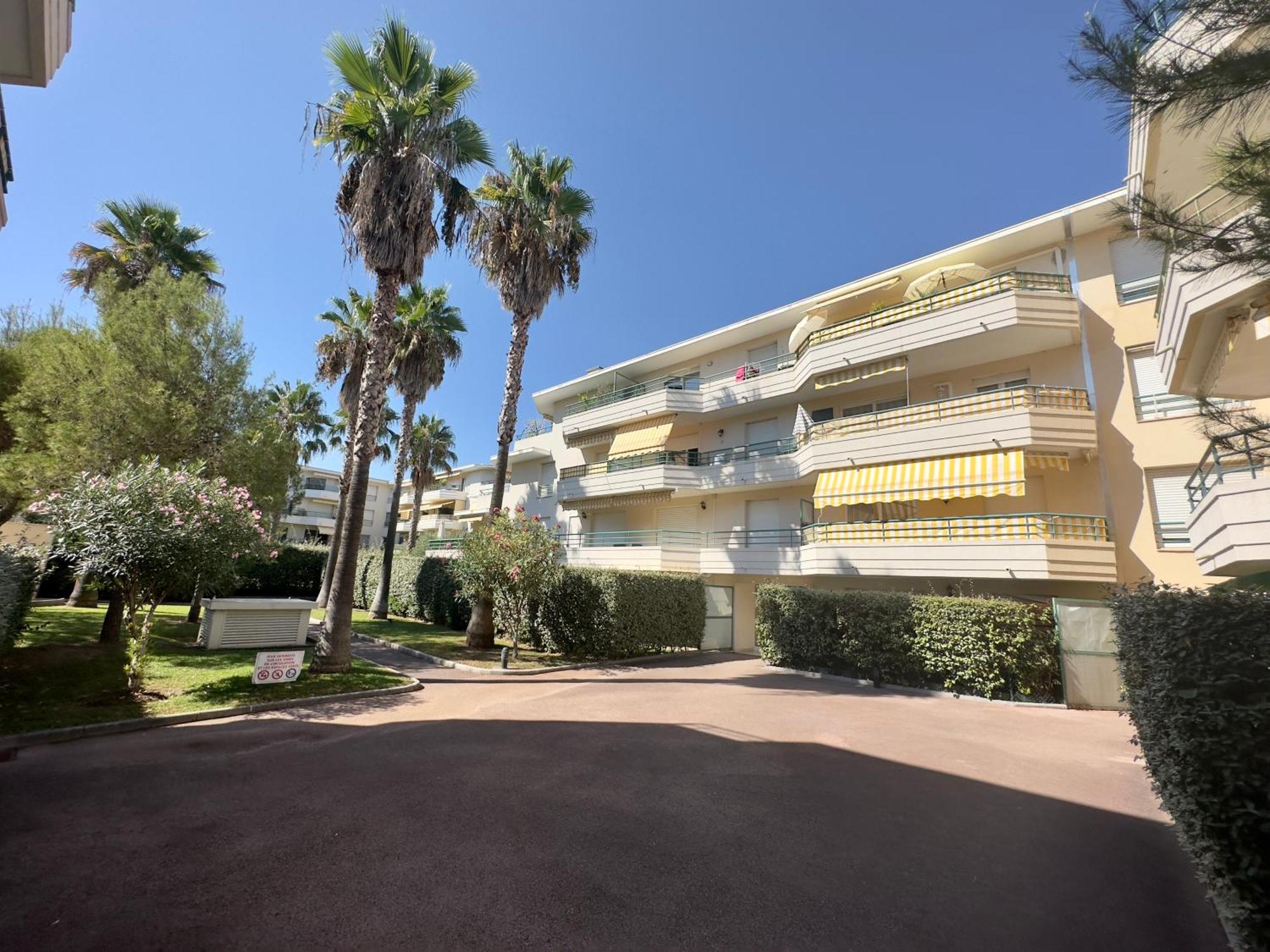 Ferienwohnung Regent Cote D'Azur Villeneuve-Loubet Exterior foto